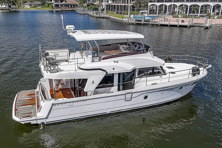 Beneteau Swift Trawler 47 — Эксплорер / траулер, доставка из Китая