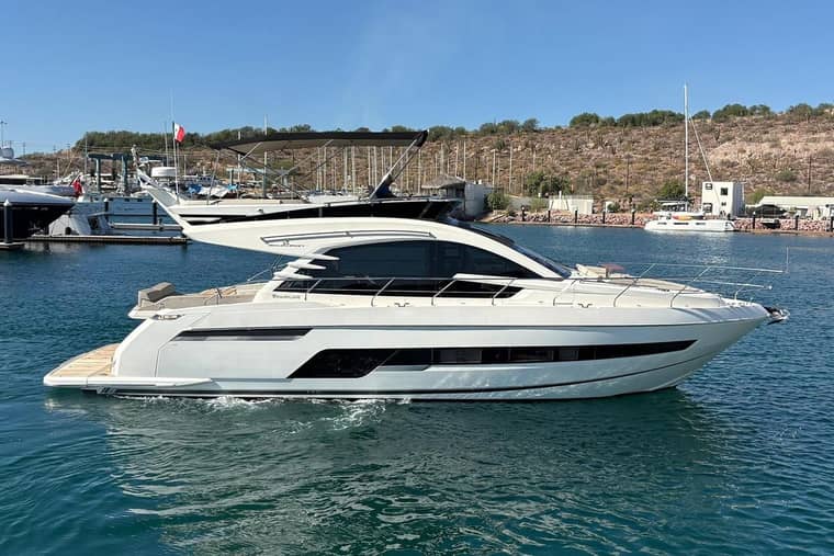 Fairline Squadron 53 — Флайбридж 12–18 м, доставка из Китая