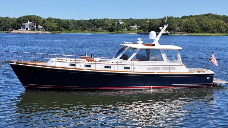 Grand Banks Eastbay 50 — Эксплорер / траулер, доставка из Китая
