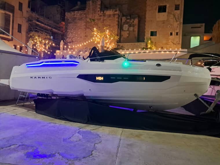 Karnic R8S — Дейбот / боурайдер, доставка из Китая