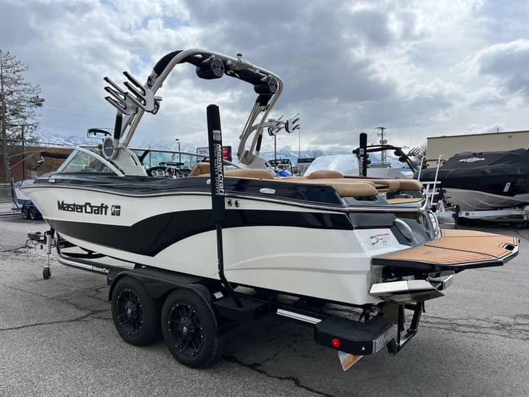 MasterCraft XT23 — Вейк / сёрф, доставка из Китая