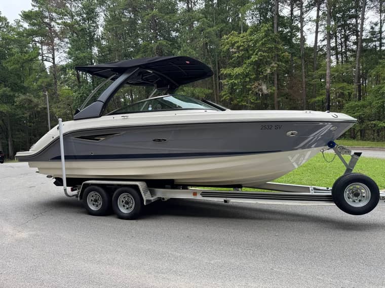 Sea Ray 250 SLX — Дейбот / боурайдер, доставка из Китая