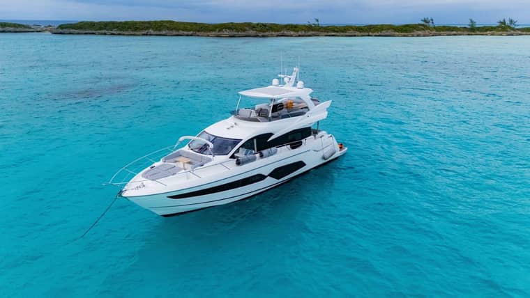 Sunseeker Manhattan 66 — Премиум-флайбридж 18–24 м, доставка из Китая