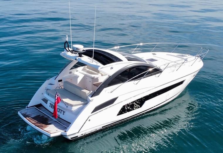 Sunseeker Portofino 40 — Каютный / спорт-круизер, доставка из Китая